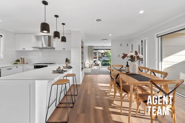 11 Clement Place, ACT 2615