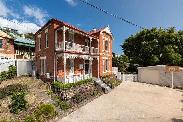 13 Charles Street, TAS 7320