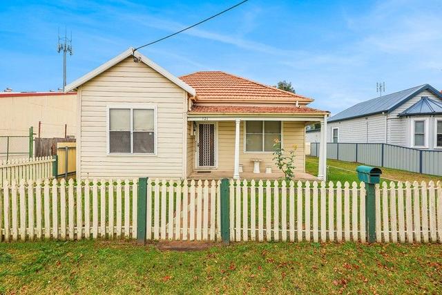 121 Sydney Street, NSW 2333