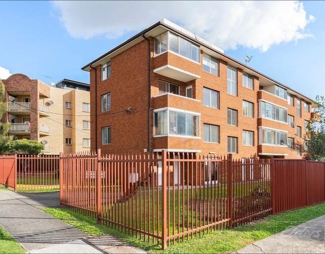 3/21 Bathurst Street, NSW 2170