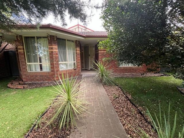 25 Clitheroe Green, VIC 3026