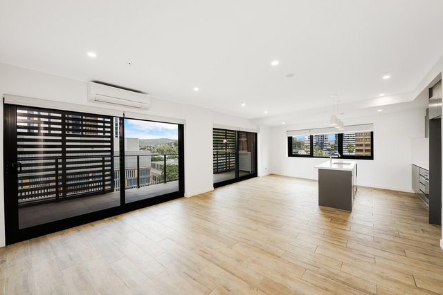 505/25 Mann Street, NSW 2250