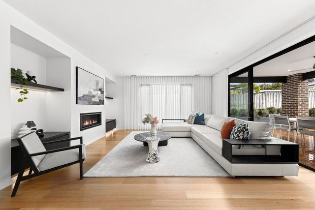 44 Edinburgh Road, VIC 3130