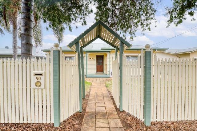 90 Hawthorn Grove, VIC 3500