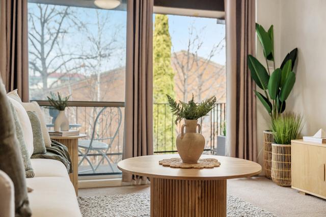 12/99 Canberra Avenue, ACT 2603