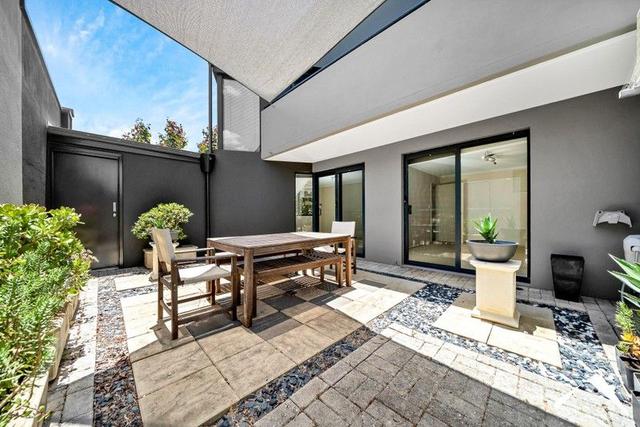 3/1 Russell Avenue, WA 6006