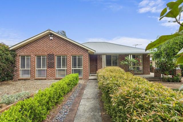 7 Remembrance  Drive, NSW 2574