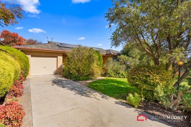 12 Coogan Street, NSW 2650