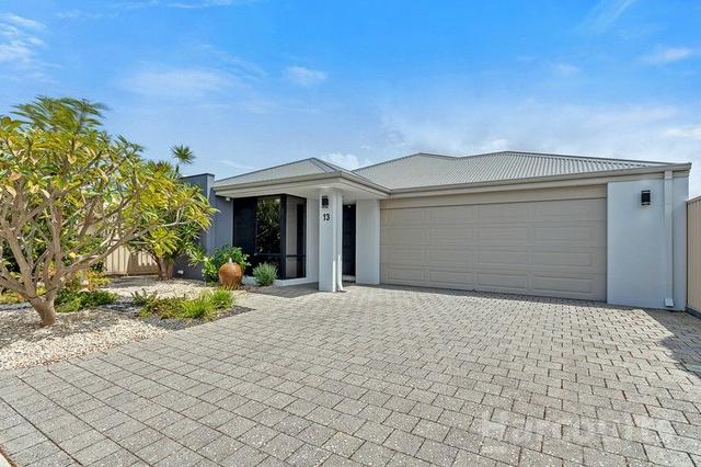 13 Damperia Green, WA 6065