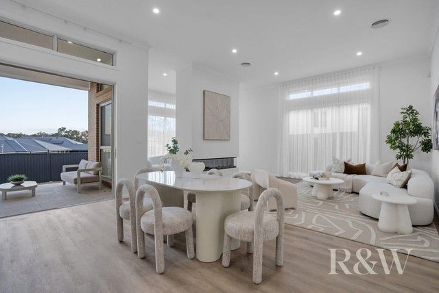 14 Bronzewing Street, NSW 2573