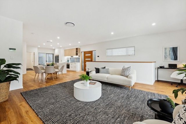 64 Gamelin Cres, QLD 4053