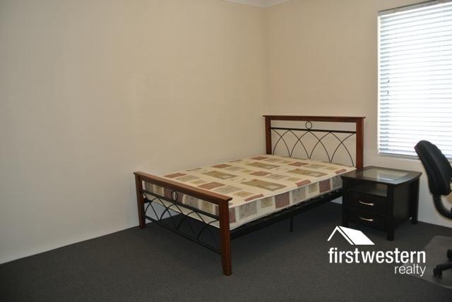 53B (ROOM 4 ONLY) Lakeside Drive, WA 6027