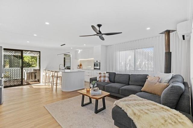 10 Bevlin Court, QLD 4035
