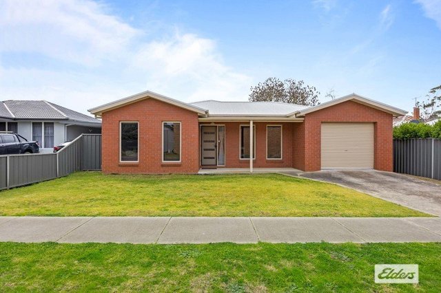 31 Laidlaw Street, VIC 3377