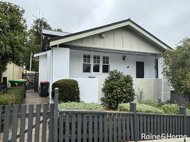 111 Cowper Street, NSW 2580