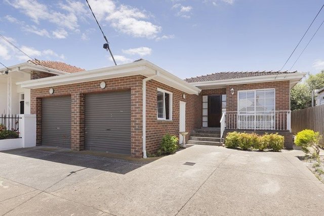 2/39 Holywood Grove, VIC 3163