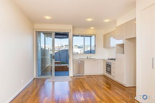 Dining/Kitchen