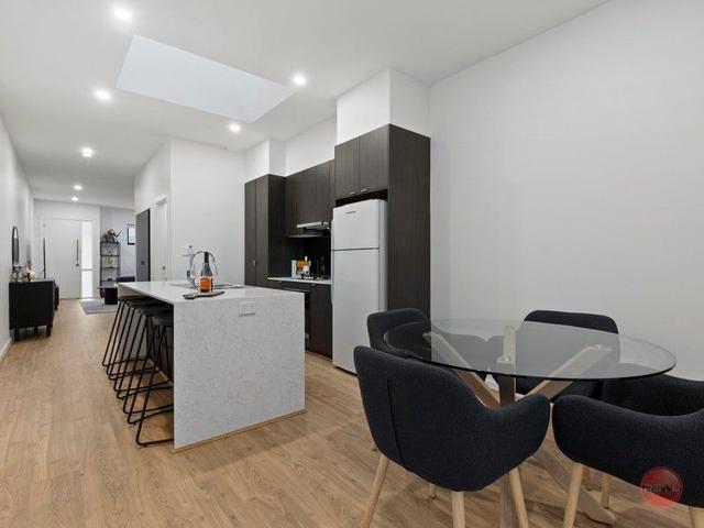 52 Village Parkway, SA 5042