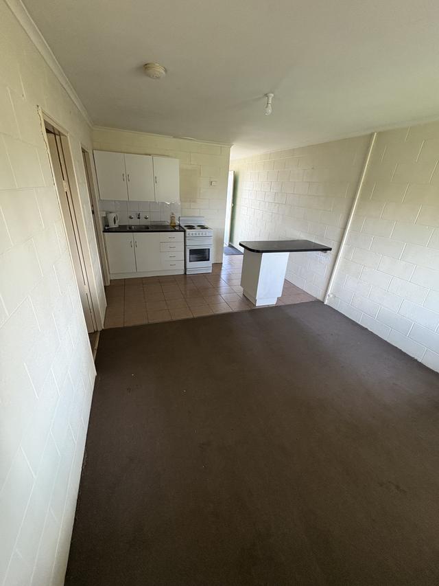Unit 1/71 Temoin St, NSW 2823