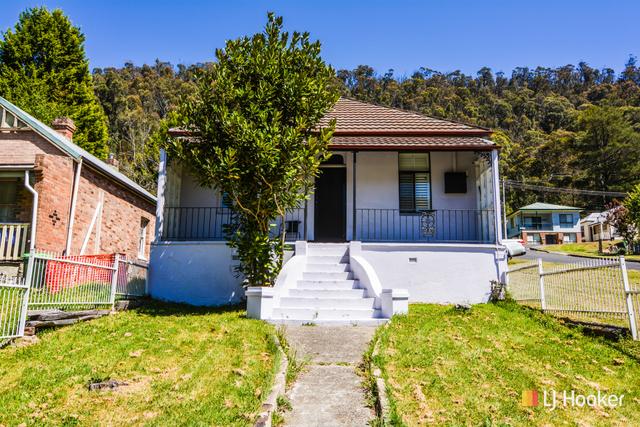 132 Macauley Street, NSW 2790