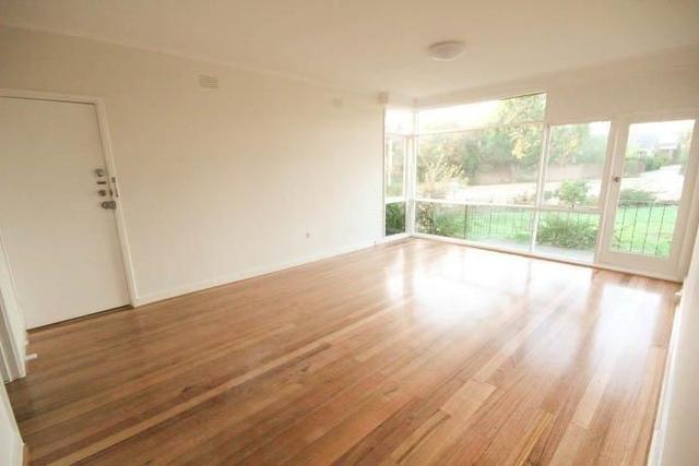 `1/2-4 Namur Street, VIC 3102