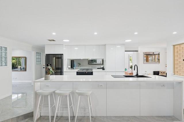 5 The Spit, WA 6025