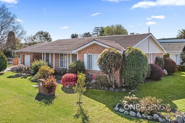 5 Lyrebird Drive, NSW 2541