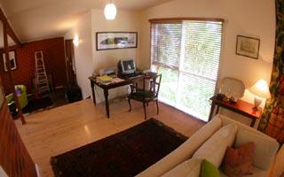 Study nook (2003-10-31)