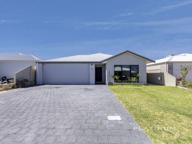 12 Thistle Way, WA 6037