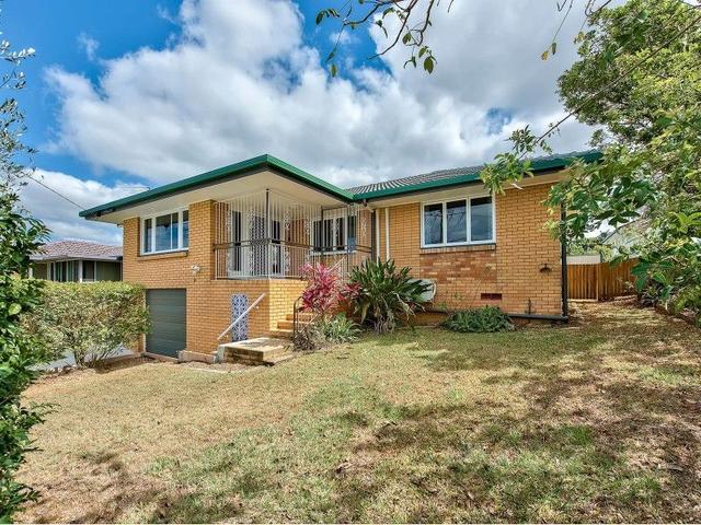 220 Broadwater Rd, QLD 4122