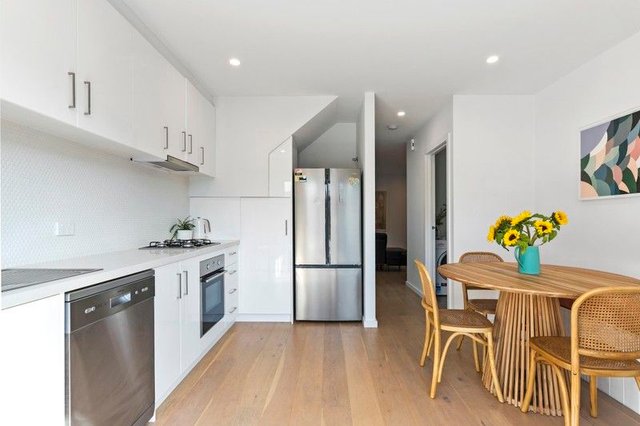 7/92 Roberts Street, VIC 3012