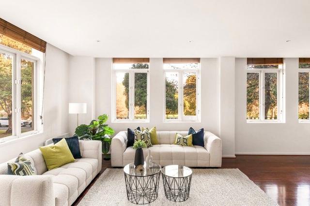 9/322 Albert Street, VIC 3002