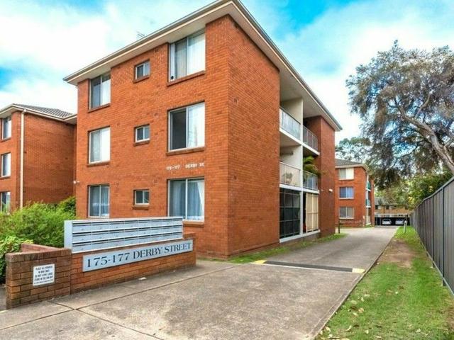 7 /175 Derby St, NSW 2750