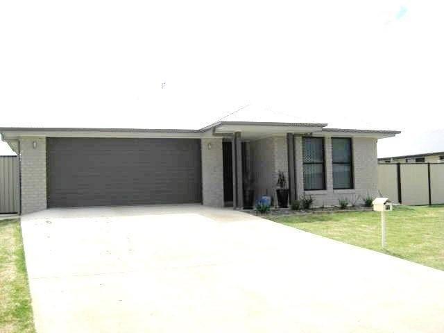 71 Taylor Street, QLD 4455