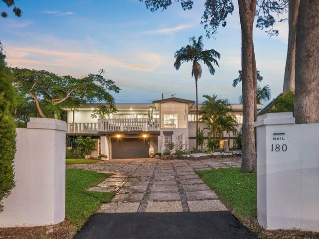 180 Heeb Street, QLD 4217