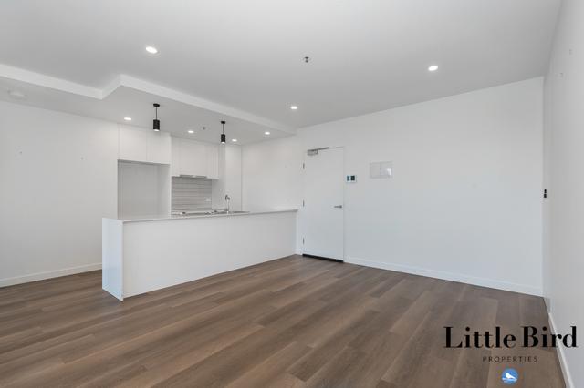 201/76 Steve Irwin Ave, ACT 2611