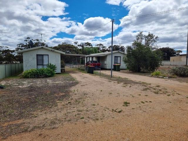 11 Daw  Street, WA 6346