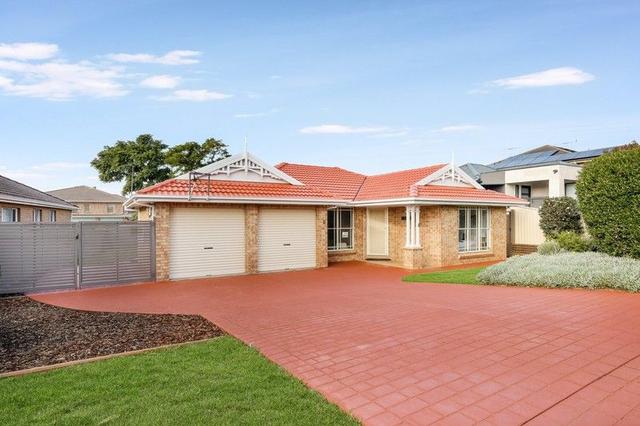 8 Treuer Parade, NSW 2199