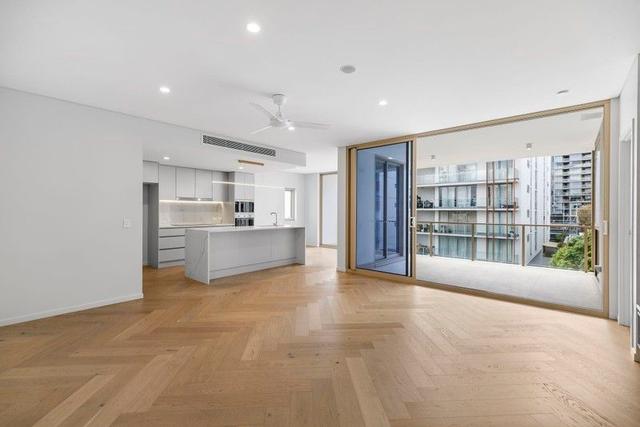 209/88 Victoria Street, QLD 4101