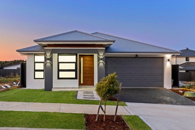 17 Gibney Street, NSW 2571