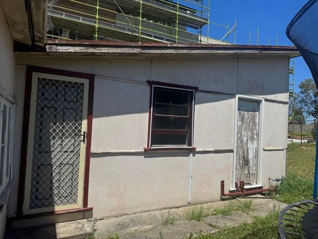 10 Smythe Street, NSW 2160