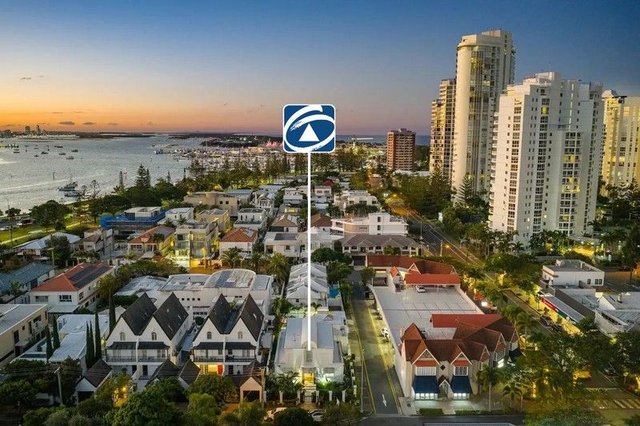 1/33 Peak Avenue, QLD 4217