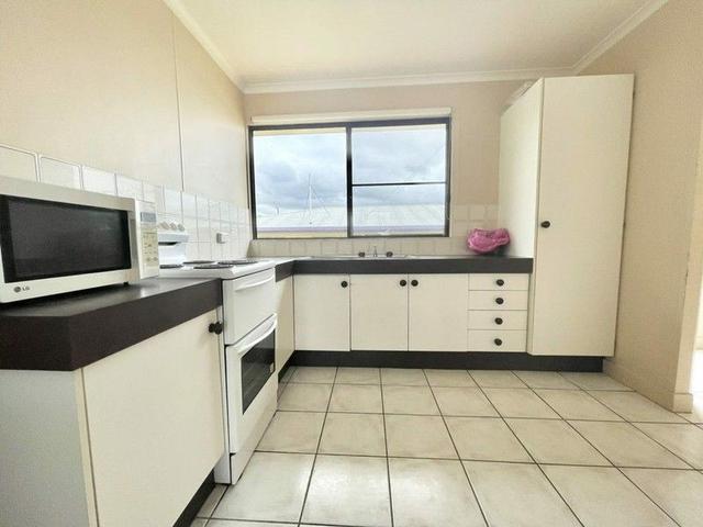 2/6 Coral Street, QLD 4678