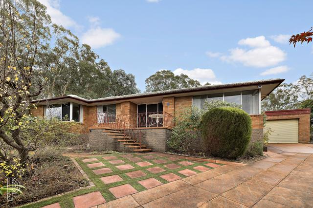 16 Deloraine Street, ACT 2606