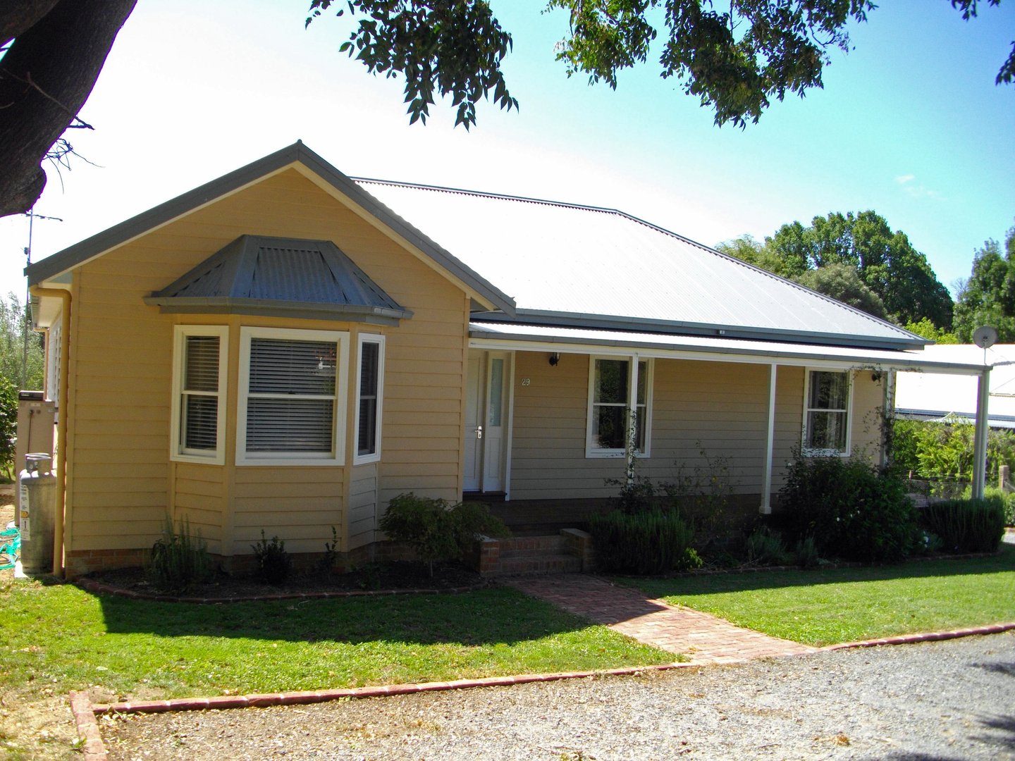 29 Yass Street, Gunning NSW 2581 Allhomes