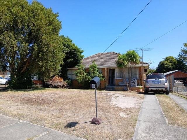 8 Hall Court, VIC 3842