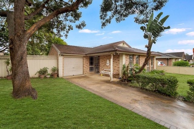 2 Callistemon Grove, NSW 2190