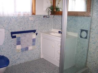 Bathroom (2006-02-10)