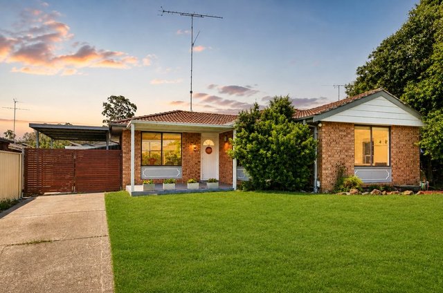 10 Milburn Street, NSW 2763