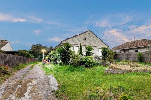 6 Millbank Drive, VIC 3023
